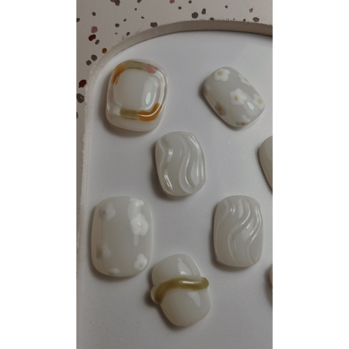 ?616 room?手工穿戴甲*春日立體透明小花*附贈工具包