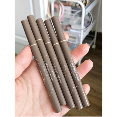 現貨秒出⚡️橘朵Judydoll 極細眼線液筆 刷頭細到可以穿針? 畫下睫毛不用再擔心下筆下太重惹✨