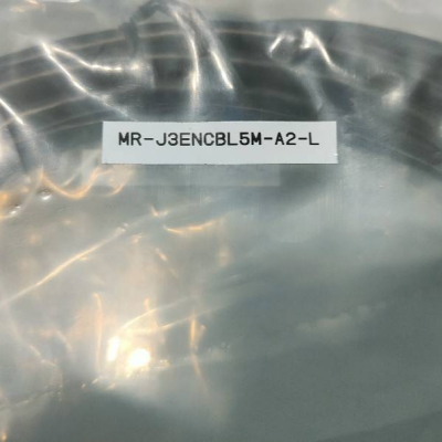 MR-J3ENCBL5M-A2-L