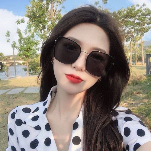 墨鏡?️夏日時尚女孩必備