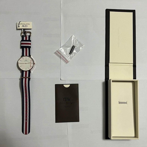 [全新] Daniel Wellington DW 手錶 40mm | 經典簡約設計 | 時尚百搭款 | 限量現貨