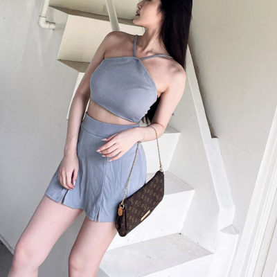 【DOE.FF】 顯瘦削肩渡假套裝 (現貨) 套裝女 削肩背心 褲裙女 顯瘦短裙 高腰短裙 休閒套裝 短裙女 SET