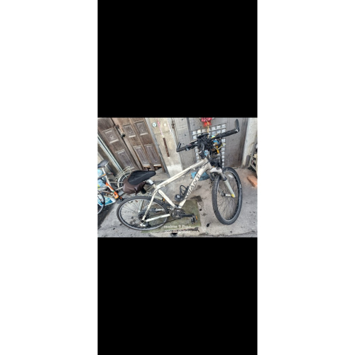 捷安特電輔登山車36V24速二手正常。可調5速。改裝電池加2000元10A鋰電