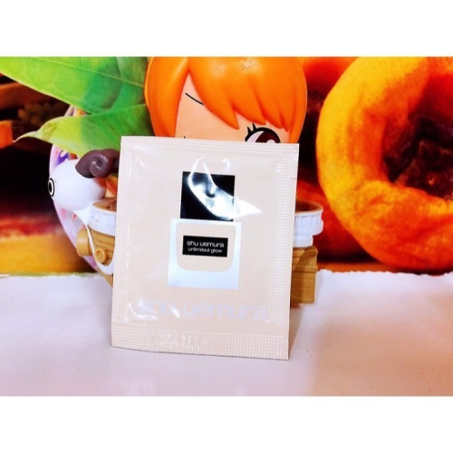 Shu Uemura 植村秀 無極限光澤水粉底 1ml 色號: 584, 664, 674，774 百貨公司專