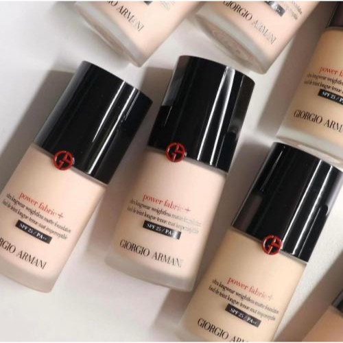 GIORGIO ARMANI 超持妝絲絨水慕斯粉底(持久粉底液) 紅標 #1.5
