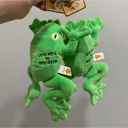 [Carpe Diem] 現貨日貨 狗狗好朋友 青蛙?玩具 蛙蛙 填充 發聲玩具 毛孩 互動 減壓 絨毛玩具 寵物
