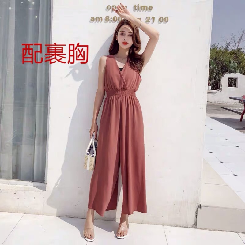 ❤️現貨在台，粉.紅.杏 性感 女神 顯瘦 海邊 沙灘 度假 長褲 吊帶 連身褲 連體褲 闊腿褲 v領 無袖 露背 收腰