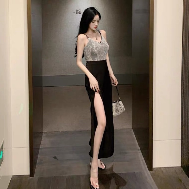 ❤️現貨在台，S-L 性感 女神 夜店 高質感 v領 拼接 吊帶 蕾絲 氣質 高腰 連衣褲 雪紡 連體褲 連身褲 長褲