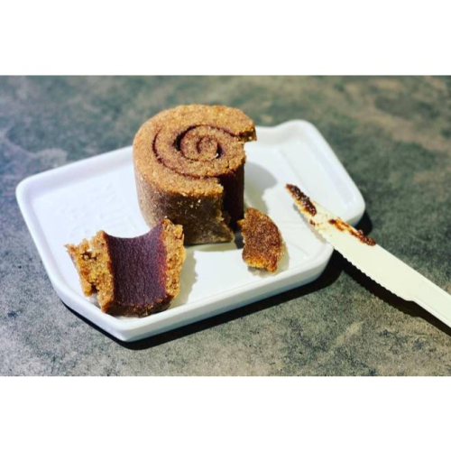 無麩質。無蛋奶。紅糖肉桂卷