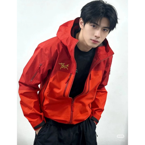 ?始祖鳥 馬年新春限定 Rush Jacket 3L硬殼衝鋒衣滑雪服 戶外連帽外套 男女同款