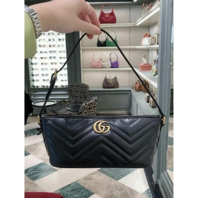 二手99新GUCCI/古馳23新款女士黑色絎縫皮革雙G配布單肩包腋下包