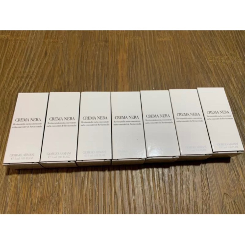 Giorgio armani beauty GA 黑曜岩新生奇蹟綠晶萃