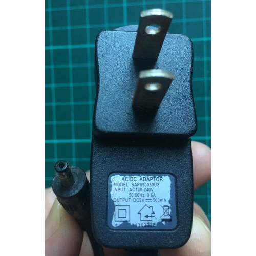 電源供應器 9V 500mA