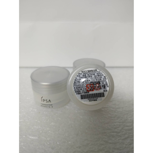 ＊╮☆靚美妝部屋☆╭＊IPAS 茵芙莎 緊緻急效霜 4G