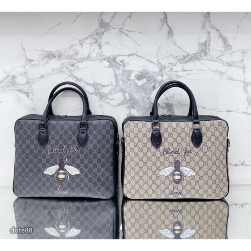【GUCCI】古馳經典GG小蜜蜂印花男士出差公文包公事包大容量隔層商務手提電腦包單肩斜挎包父親節情人節生日禮物送領導