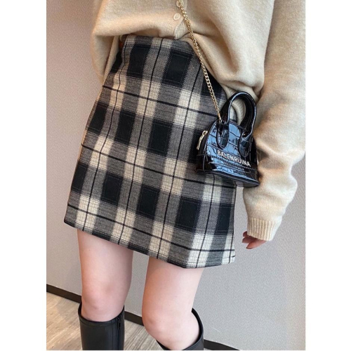 奈看服飾/有挺度適合防走光格子裙 A字裙 靴裙