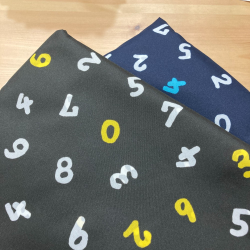 【現貨】台灣布 - 數字 防水布 2色 薄款 全防水 布料 布 手作 | 織品居
