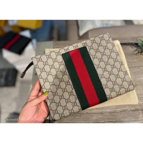 【GUCCI】古馳新款條紋織帶手包男款信封包手抓包錢包夾包 GG Black手拿包經典印花大容量多功能適合上班旅遊必備