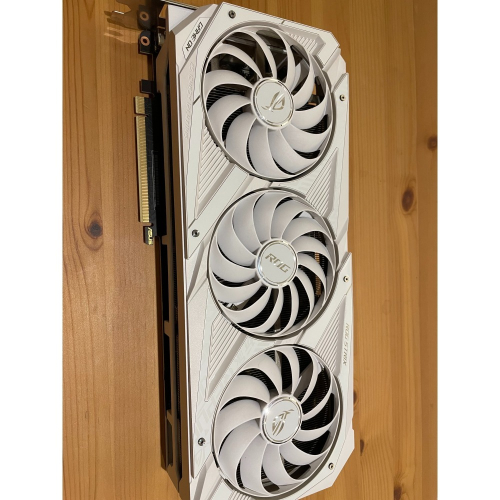 ASUS ROG 3070 WHITE 保固內