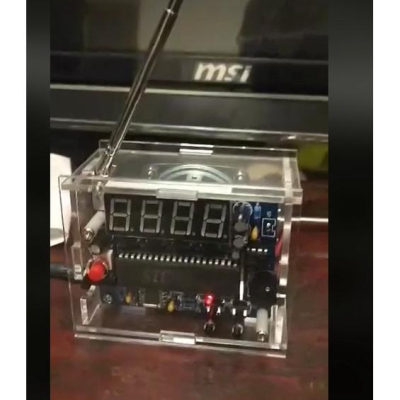 台中現貨收音機組裝套件 diy散件 51單片機TEA5767迷你數字收音機套件FM有含壓克力外殼