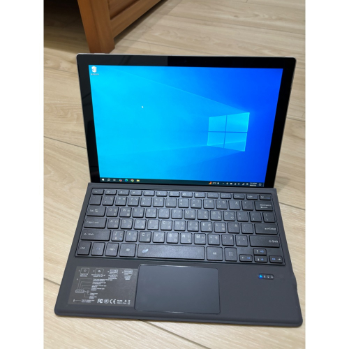Surface Pro 5 i7-7660U 16G RAM 512GB SSD