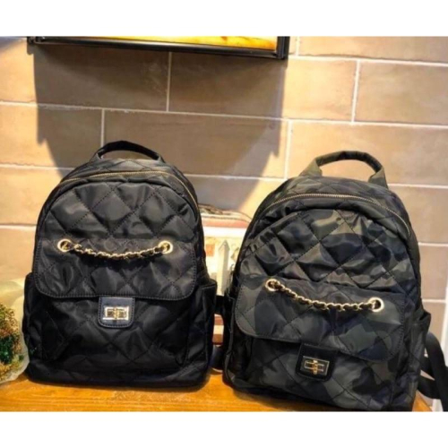 韓國??空運～《?現貨♦免運‼️》?韓國尼龍迷彩後背包～♥️尼龍迷彩菱格鏈帶後背包‼️～迷彩後背包～旅行後背包按