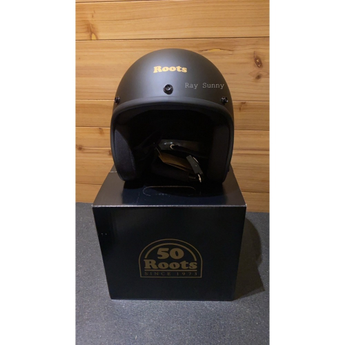 RS代購 Roots全新正品優惠 Roots配件-50週年 素面安全帽 滿額贈購物袋