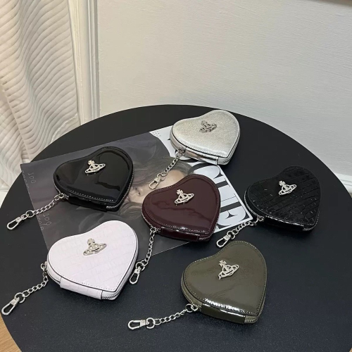 Vivienne Westwood 鑰匙包 萌愛心❤️漂耐看實用！汽車鑰匙包鑰匙保護套 送禮自用兩相宜：） ✔️國際運