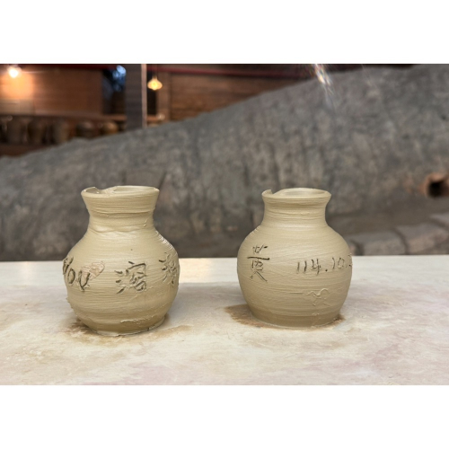 黃黃的愛的陶土水瓶水盤組合