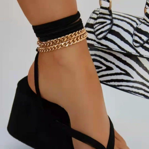 涼鞋 大碼坡跟夾趾交換綁帶女金屬鍊歐美人字夏