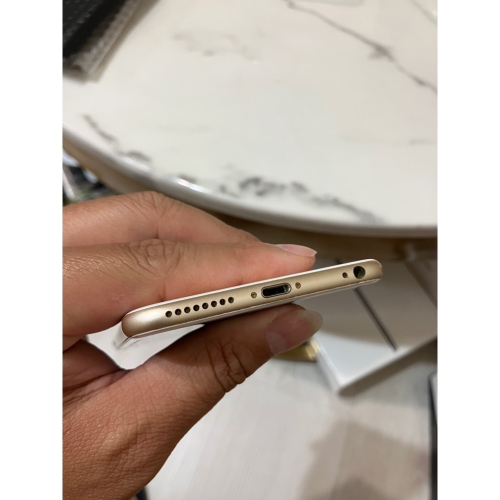6P 64g 金色 ?80% （12.5.7）