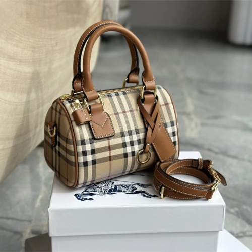 Burberry戰馬包包女 巴寶莉斜背包 女生包包 經典格紋波士頓包 迷你保齡球包 mini枕頭包 單價包 側背包 斜背