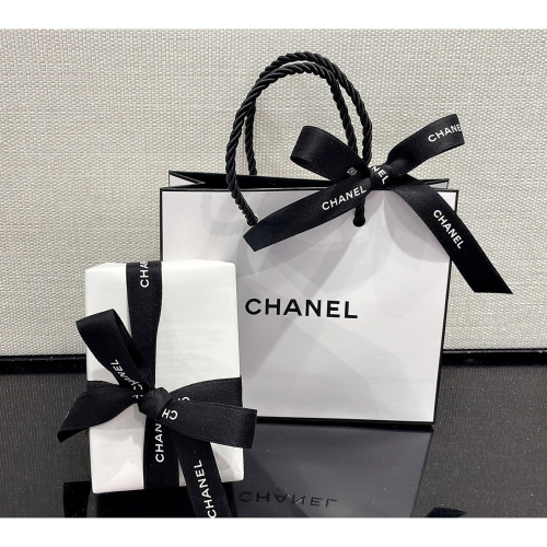 ?妝可愛?CHANEL 香奈兒 精緻隨行玉手霜 輕盈版 豐潤版 3.5-DA 彈力緊緻玉手霜【台灣專櫃】