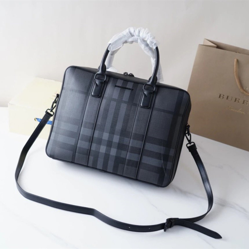 Burberry戰馬包包 巴寶莉公事包 男生公文包 商務出差筆電背包 斜背電腦包 手提袋 休閒通勤男包 牛皮包包
