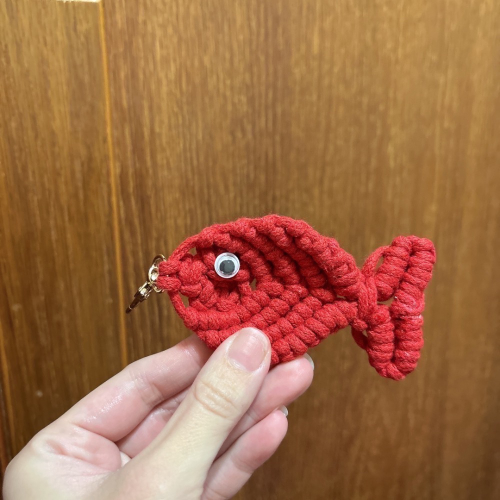 Dudu手作??手工編年年有餘 魚? 吊飾/ 鑰匙圈 純手工 編織吊飾 鑰匙扣 包包吊飾 禮物