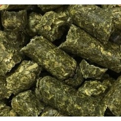 商品介紹 : 優質 苜蓿草粒 牧草粒 450g G-9071