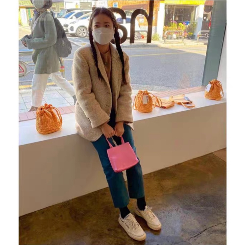 HAi 手提包 小方包 Jennie同款芭蕾風法式復古絲絨綢緞感腋下包 慵懶風高顏值 法式外出布包小巧可愛 手法式手提包