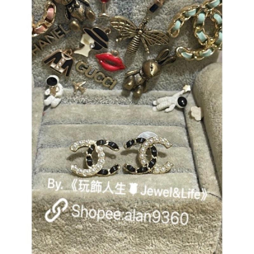 CHANEL 香奈兒 超美 金色 黑色皮革 珍珠 基本款 二手 造型 耳環