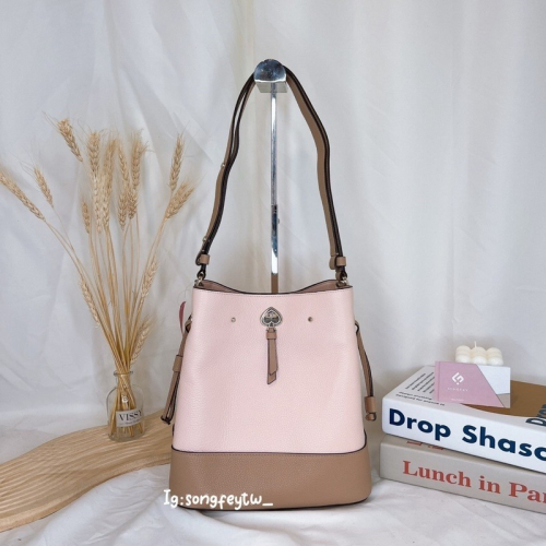 美國代購??台灣現貨 Kate spade 兩用水桶包 大款水桶包 肩背包 斜背包