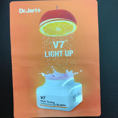 Dr. Jart+ V7維他命超肌光擊黑校色霜 1.5ml 試用包