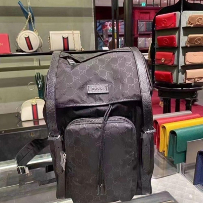 二手99 Gucci 古馳尼龍雙肩包 自重輕 出差旅行包