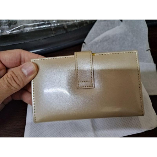 CITIZEN 粉筆 化妝包 因為放久了 內側外緣有一點污漬 但全新