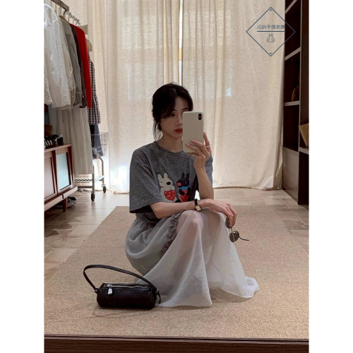 ?Lu的平價衣櫃??現貨A04-80075-4韓系質感百搭休閒卡通印花短T+A字木耳邊長裙套裝#甜美#卡通#長裙