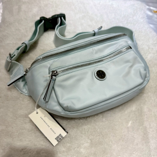 【TB｜全新】現貨 TORY BURCH 胸包 尼龍 水藍色 小標 防潑水 腰包 送禮｜Little Bee 小蜜蜂精品
