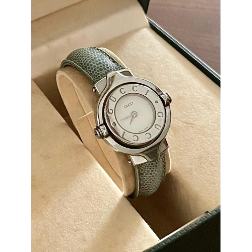 Thistle Vintage✨1990年代台北專櫃購入 Gucci 古馳鱷魚皮✨兩用可翻轉稀有兼手環手錶✨獨一無二