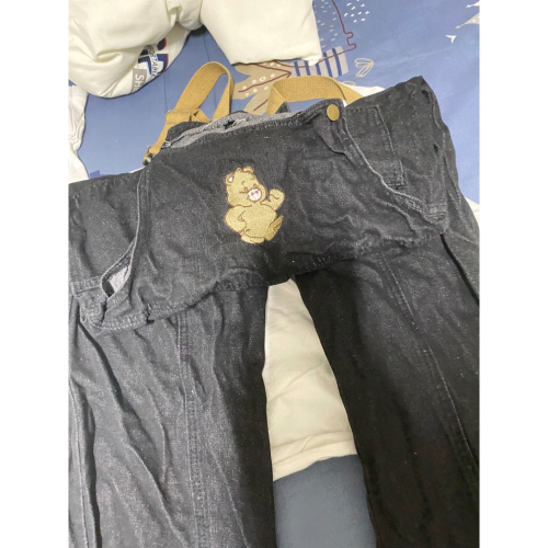 熊熊吊帶褲?