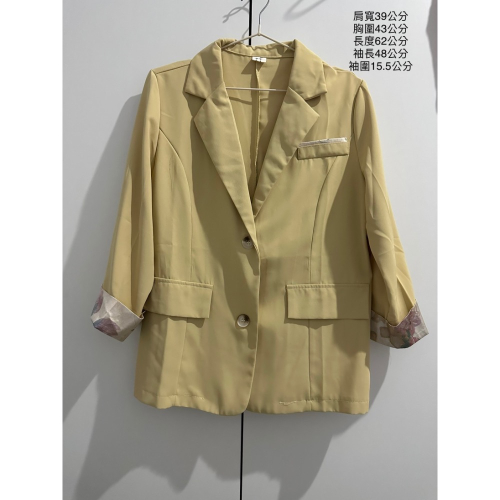 春夏女裝 ❤️‍?韓系女裝 女裝外套 防曬外套 薄外套 西裝外套 長版外套 薄西裝外套 袖口花花造型 鵝黃色外套