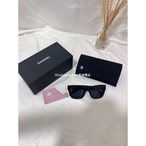 歐美代購??台灣現貨 CHANEL 方形太陽眼鏡 愛心logo