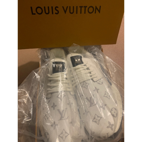 Lv44號鞋子