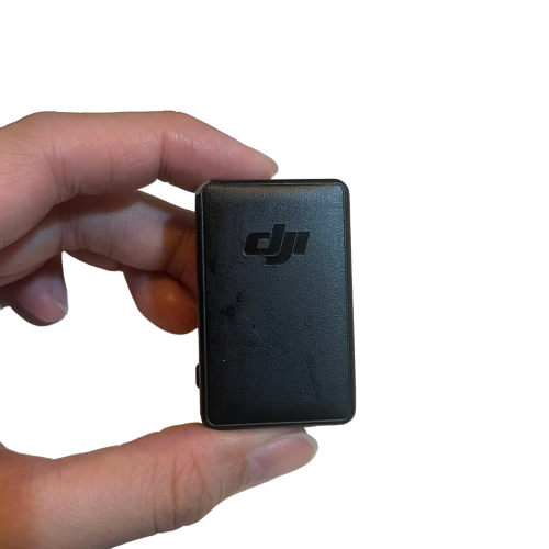❮二手❯ DJI 大疆 無線麥克風發射端 無線麥克風發射器 支援無線錄音 避免線材束縛 防風毛套可有效降低風噪